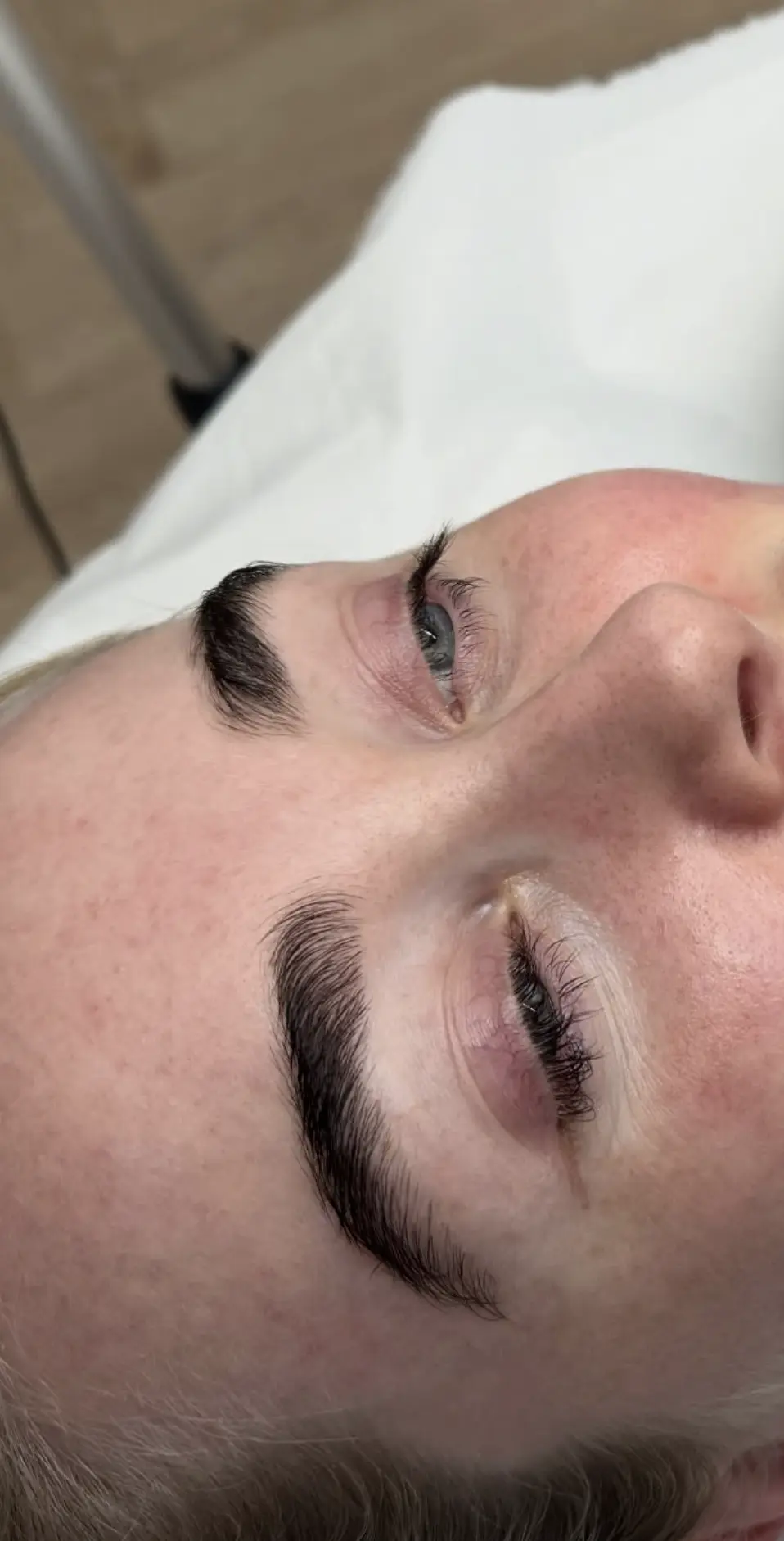 microblading vs natural brows
